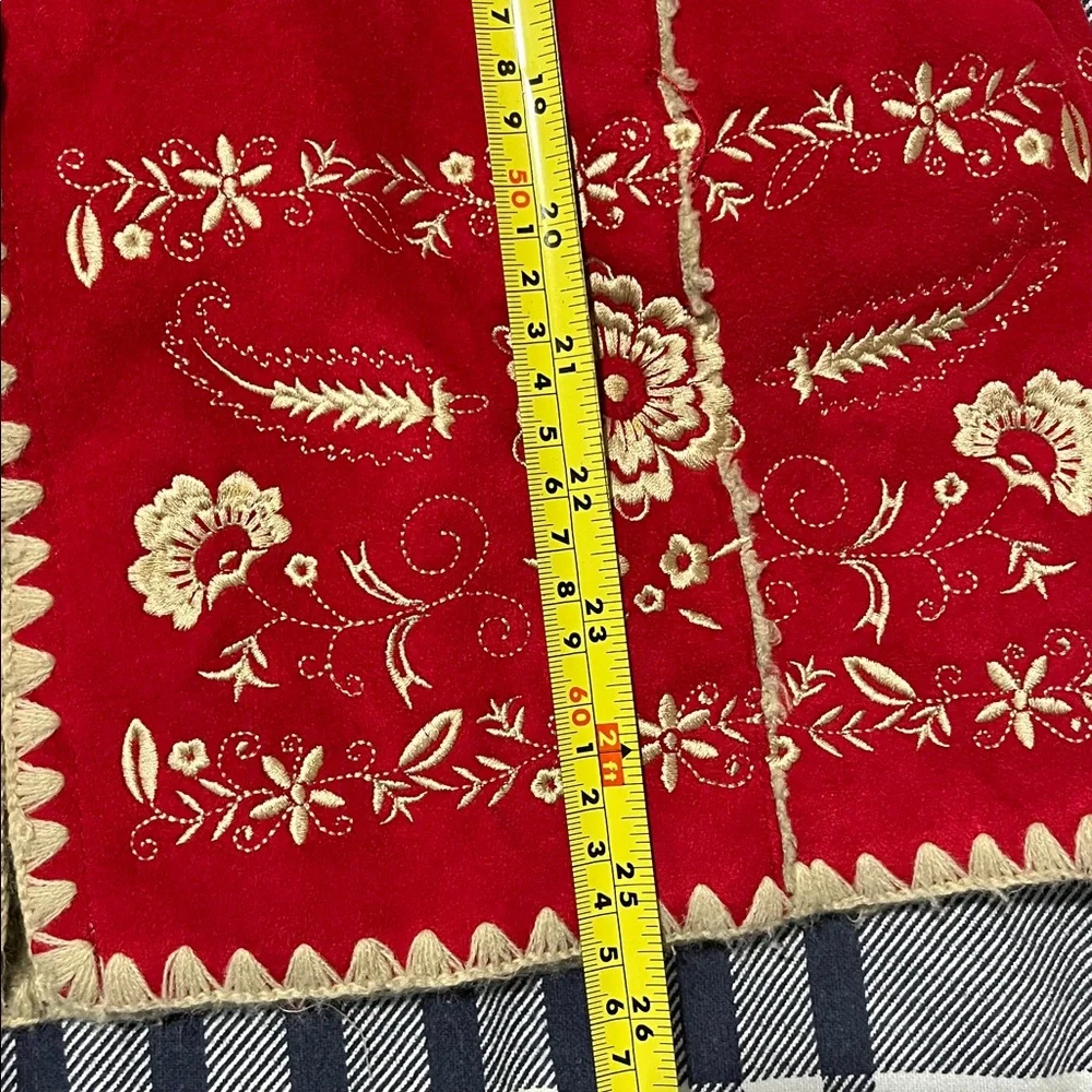 GAP red faux suede coat w Nordic embroidered shearling lining girl's size S